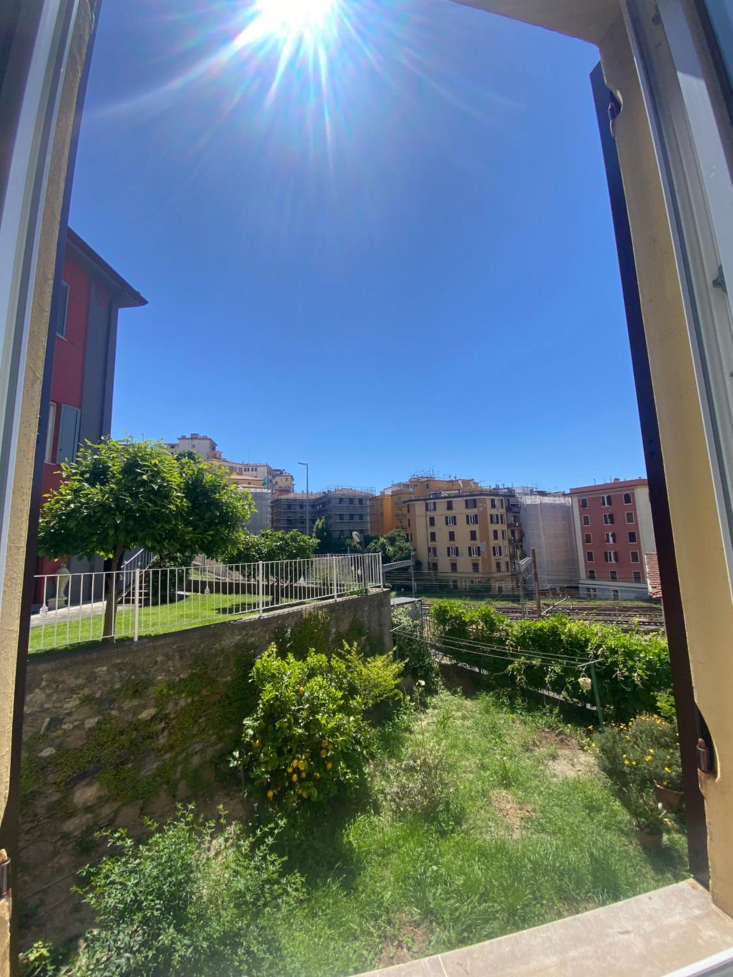 Appartamento La casa della stazione La Spezia Esterno foto